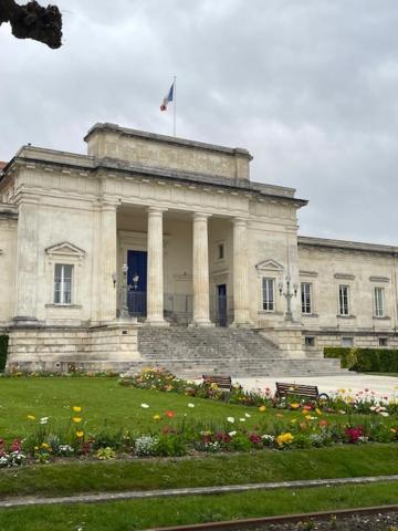 L'Insolite Saintes Extérieur photo